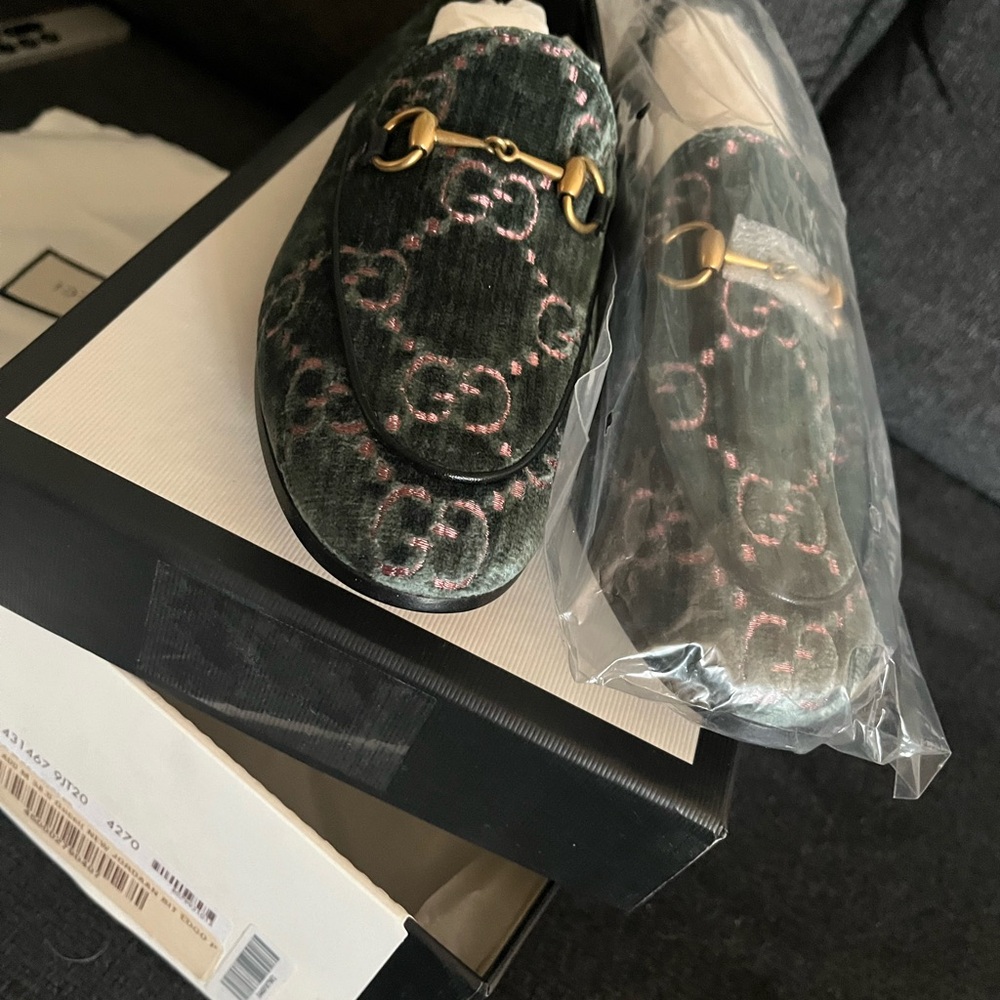 Gucci Authentic Jordaan loafer blue 38.5 NWT Box with Dust Bag BRAND NEW IN BOX - Picture 2 of 16